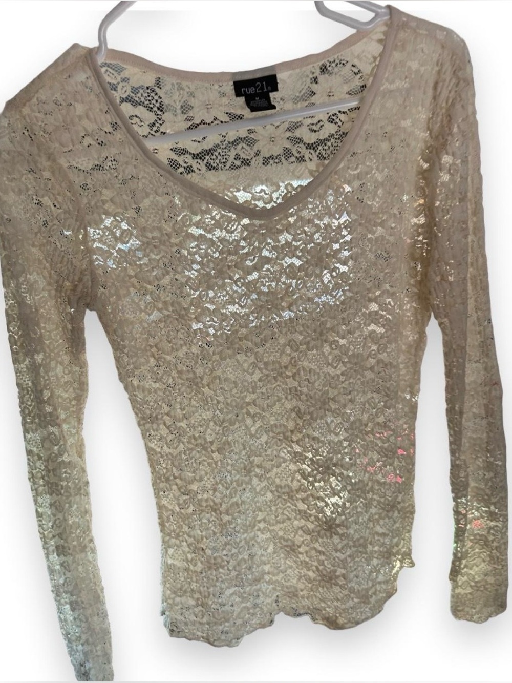 Early 2000’s Rue 21 cream lace long sleeve top in a M